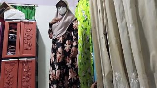 Guru Panas Melihat Muridnya Lagi Asyik Ngewe Sendiri, Lalu Diajak Main Berdua Sampai Puas.