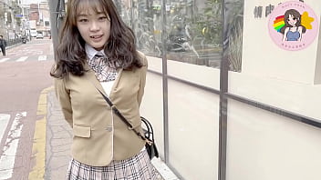 冬日校服诱惑：香港av女优macy Chan的韩式情欲自主实践