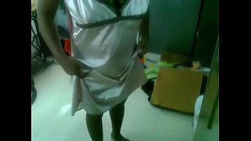 Mallu Aunty Slowly Peeling Off Her Tight Tee, Revealing What’s Underneath
