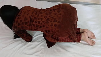 My Girlfriend’s Mom Is Begging For This Cock