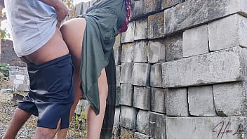 Aroused Indonesian Wife Gets Railed Hard In The Open Air
