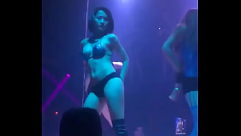 Sultry Beats And Steamy Nights: The Hottest Vietnamese Djs Spinning In Your Local Cafe