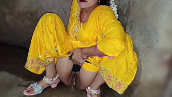 देसी भाभी की गर्म चुदाई की गंदी बातें हिंदी ऑडियो में