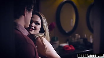 Athena Faris Gets Double-stuffed By Her Man And His Step-brother