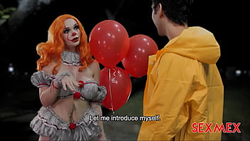 Sultry Screams: Emily Thorne’s Halloween Seduction