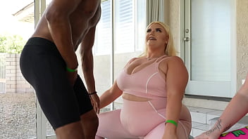 A Ripped Bbc Personal Trainer Gets His Massive Cock Worshipped By Two Insatiable Blonde Bbws