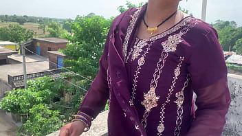 Bhojpuri Desi Bhabhi Ne Apni Chut Aur Badan Ka Pura Maza Diya, Hindi Mein Garam Awaaz