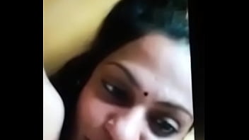 Hot Tamil Girl’s Steamy Selfie Sex Show
