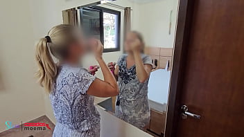 Marido Corno Se Acaba De Tesão Vendo A Puta Da Esposa Loira Levar Rola Preta Grossa Sem Camisinha E Engolir Toda A Porra Quente