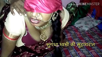 (हिन्दी ऑडियो) दोस्तों, इस वीडियो में देखिए कैसे एक हाई प्रोफाइल रांड अपने पति के साथ सुहागरात में उसे इतना उत्तेजित करती है कि उसका पानी निकल जाता है!