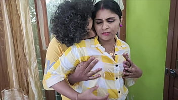 Desi Girl’s First Time Video Call Seduction