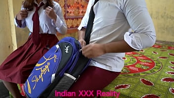 Sizzling Indian Couple’s Intimate Encounter In Raw Hindi Audio