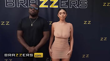 Violet Myers Spreads Wide And Flaunts Her Tight Little Asshole For The Paparazzi’s Hungry Eyes.