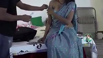 Sizzling Indian Bhabhi Gets Naughty With The Doctor In Her Own Bedroom
