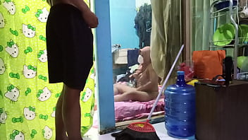 Tante Girang Terciduk Lagi Asyik Mengocok Memek Sendiri