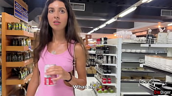 Aisle Of Ecstasy: Public Supermarket Cumwalk And Outdoor Facial Blowjob
