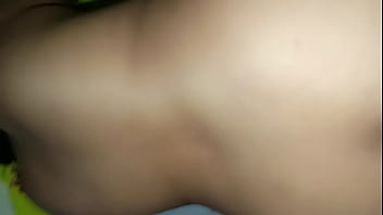 Gairah Membara Di Balik Pintu: Kisah Mesra Pembantu Seksi Dan Bos Kelapa Sawit Malaysia