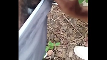 Ele Me Pagou Pra Gozar Dentro De Mim Em Público, Bem Na Frente De Todos
