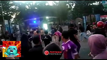 Baku Hantam Sengit Di Tribun: Persik Vs Psim, Adu Panas Suporter Liga Indonesia
