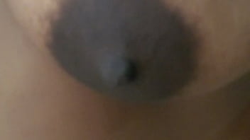 Mallu Aunty Aparna Flaunts Her Luscious Curves In A Steamy Video