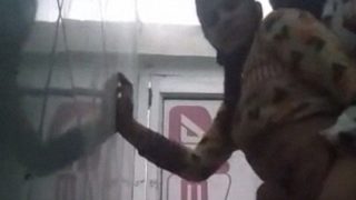 Sultry Stall Seduction: Indian Lovers’ Steamy Toilet Tryst
