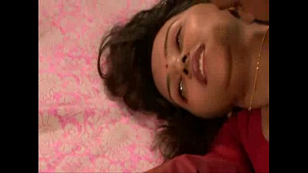 Tamil Shanthi’s Steamy, Seductive Bedroom Encounter