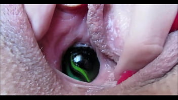 Hands-on Climax: Crafting Your Own Clit-pounding Pleasure