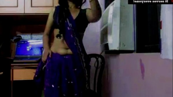 Mallu Aunty Ki Chokt Ki Pyas Bhujane Ka Tarika Aur Unki Geeli Choot Ki Aag Kaise Nikale