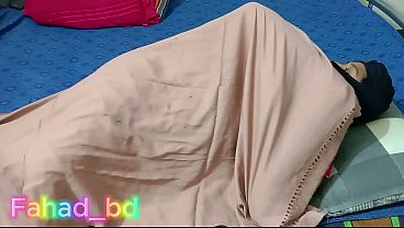 Desi Brother Ravages His Curvy Stepsister In A Steamy First Encounter