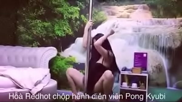 Cô Nàng Việt Dáng Nóng Bỏng Uốn éo Quyến Rũ