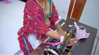 Sizzling Indian Daughter-in-law Gets Ravished By Her Father-in-law’s Thick Cock In Her Hairy Cunt During A Private Fitting