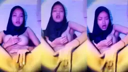 Jilbab Hitam Menggoda, Nafsu Membara Saat Menggesek