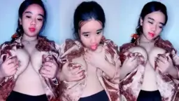Miss Jijiw Remas Payudara Dan Jilat Kemaluannya