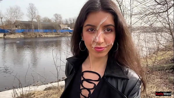 Stroll Through The Park With A Glazed Face: A Public Cumwalk Adventure