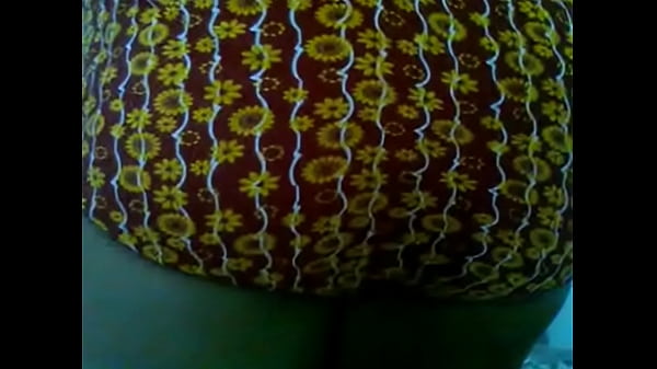 Sultry Mallu Auntie Sheds Her Saree And Teases A Hard Cock