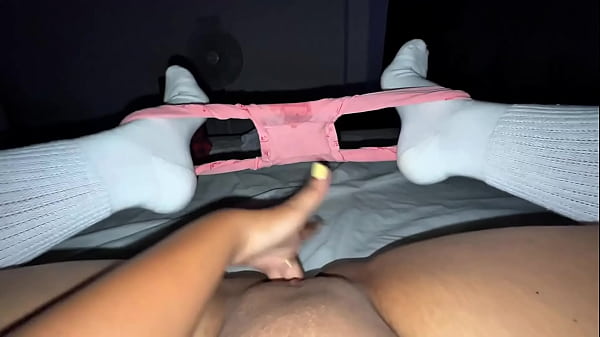 Cansada Del Colegio, Me Relajo Con Una Buena Dedeada
