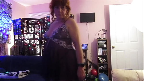Steffi’s Sultry Purple Teddy Tease: A Pussy-popping Performance