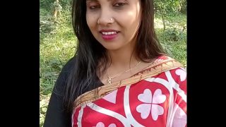Sizzling Desi Seductress: A Steamy Tale Of A Bengali Beauty’s Forbidden Passion