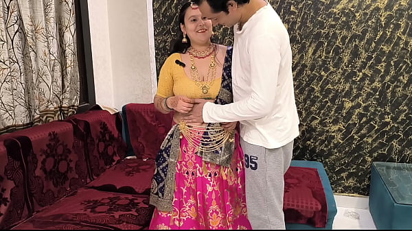 Sizzling Puja Bhabhi Ravished By Indian Hunter, Gagging On His Massive Rocket