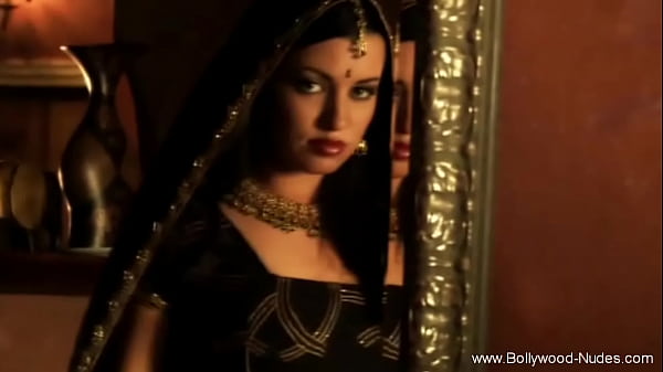 Sultry Brunette Goddess Radiates Exotic Allure