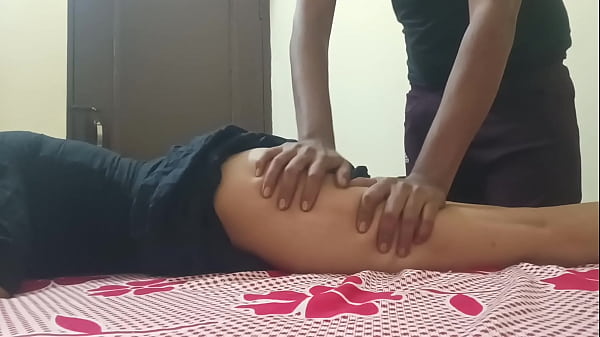 Desi Girlfriend Moaning In Hindi While Getting Fucked Hard By Her Boyfriend