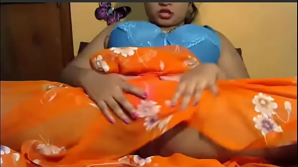 Drenched Desi Bhabhi’s Juicy Cunt