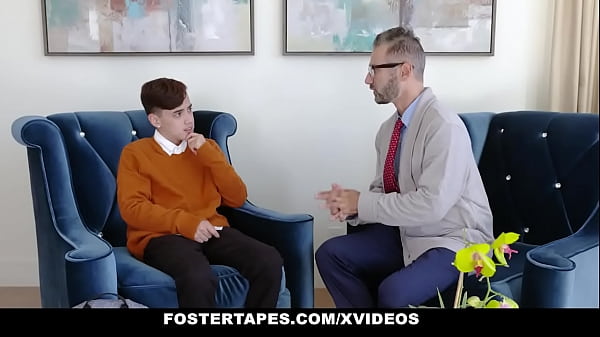 Voluptuous Milf Foster Stepmom Dee Williams’ Forbidden Family Affair With Young Foster Stepson Juan “el Caballo” Loco As Her Personal Sperm Donor