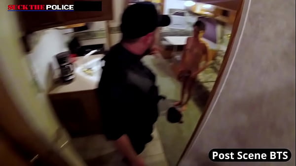 Sandra Chappelle’s Mouth And Pussy Persuade The Pd: A Deep, Wet Escape From Police Harassment, Featuring Officer Tampa’s Thick Reward