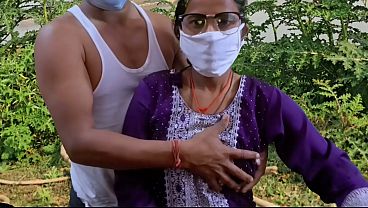 Desi Bhabhi Ka Padosi Se Gaon Ki Masti
