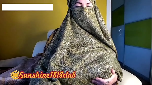 Voluptuous Turkish Arab Milf In Hijab Teases Her Massive Curves On Webcam