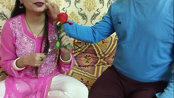 Sultry Indian Couple’s Valentine Week Celebration: Seductive Hindi Whispers And Intimate Footplay