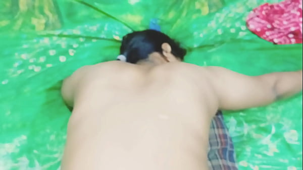 Tight Indian Bhabhi’s Anal Virginity Taken In Raw Fuck Video