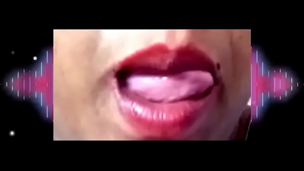 Tamil Glima Aunty, The Sexy Aunty Who Loves Her Milkman’s Creamy Delivery