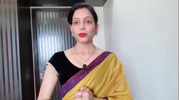 Sensual Saree Seduction: Indian Bhabhi’s Alluring Whispers
